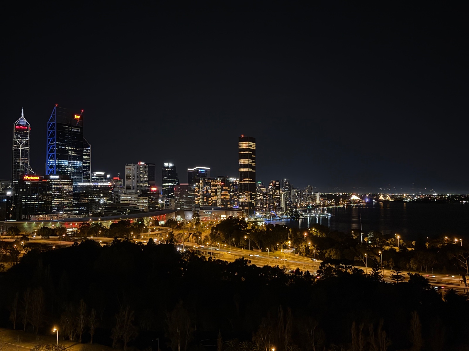I took a walk in King's Park yesterday.